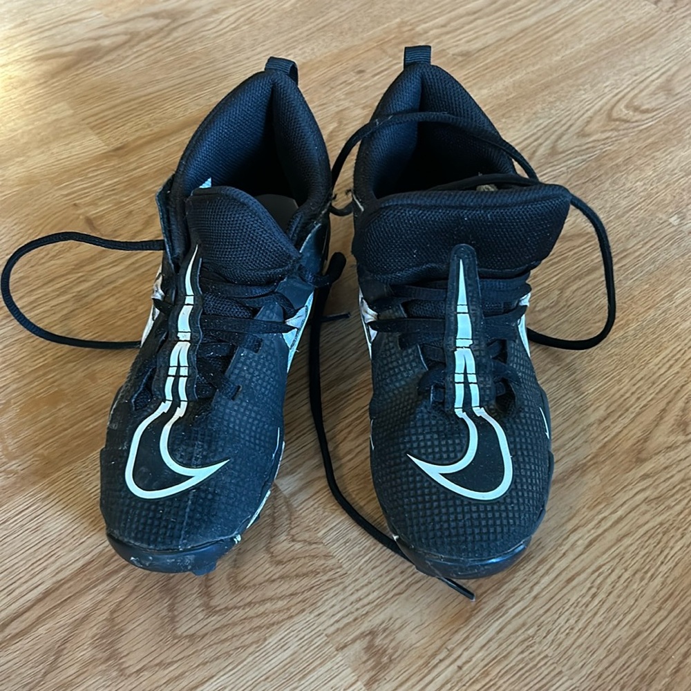 Nike Kids Black Sneakers with White Accents